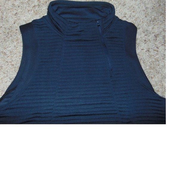 Womens Under Armour Vest M Black Daytona Storm Moisture Wicking Running Fleece - Picture 5 of 7